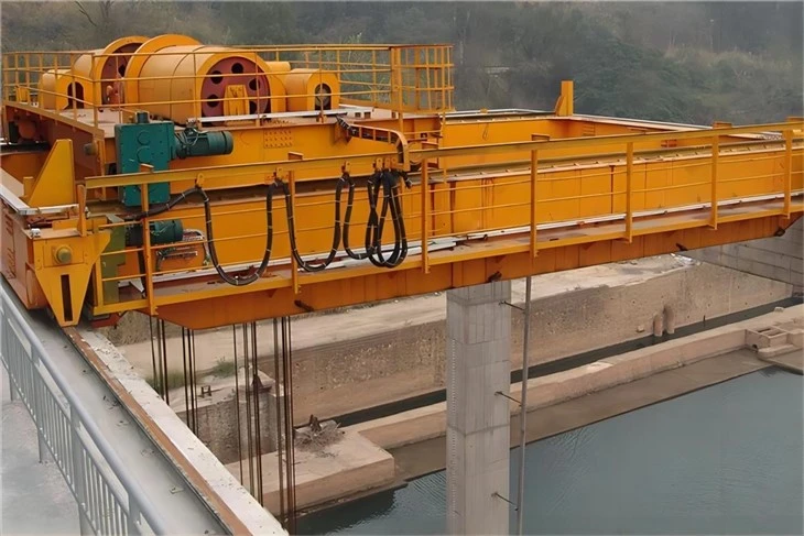 QPQ Gate Hoist (4)