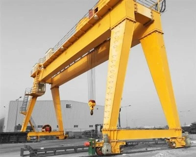 Козловий кран зі сталевими колесами з подвійною балкою 45 тонн